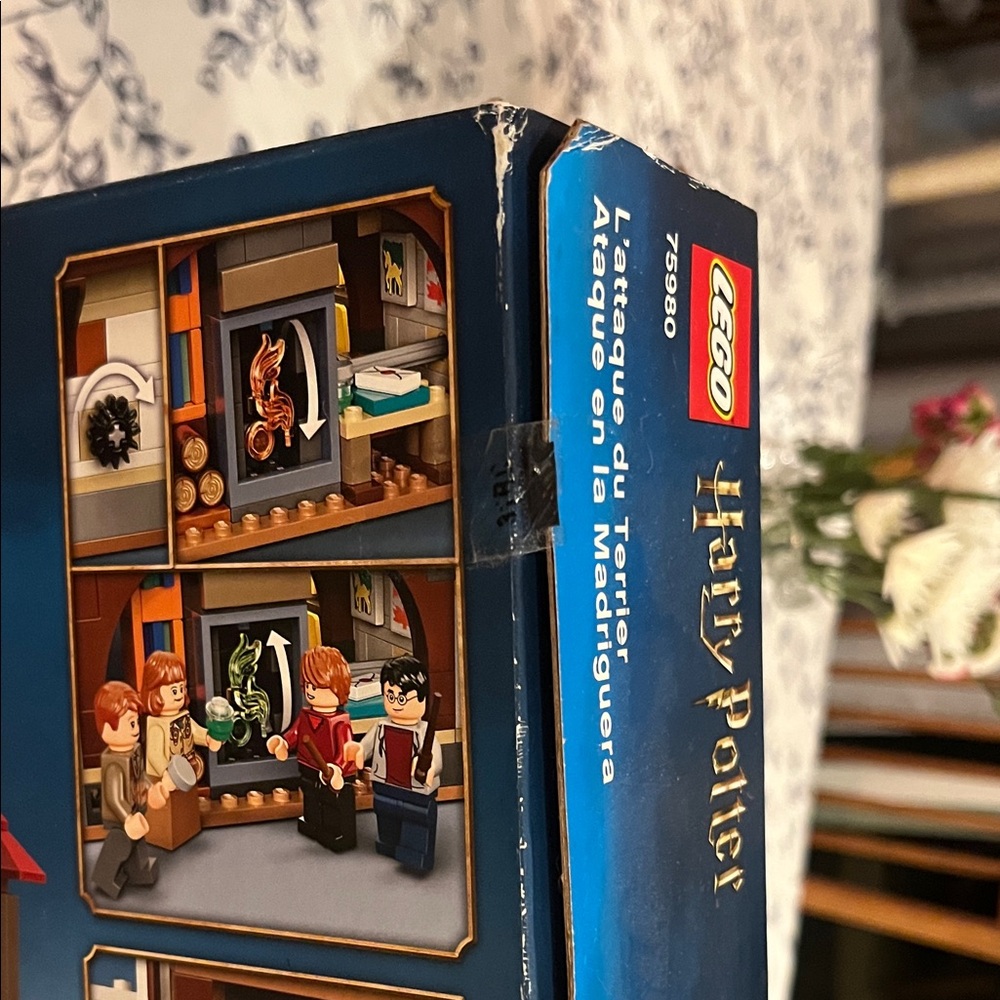 LEGO Retired Harry Potter Attack on the Burrow Building Set (SEALED BOX) - Picture 3 of 5